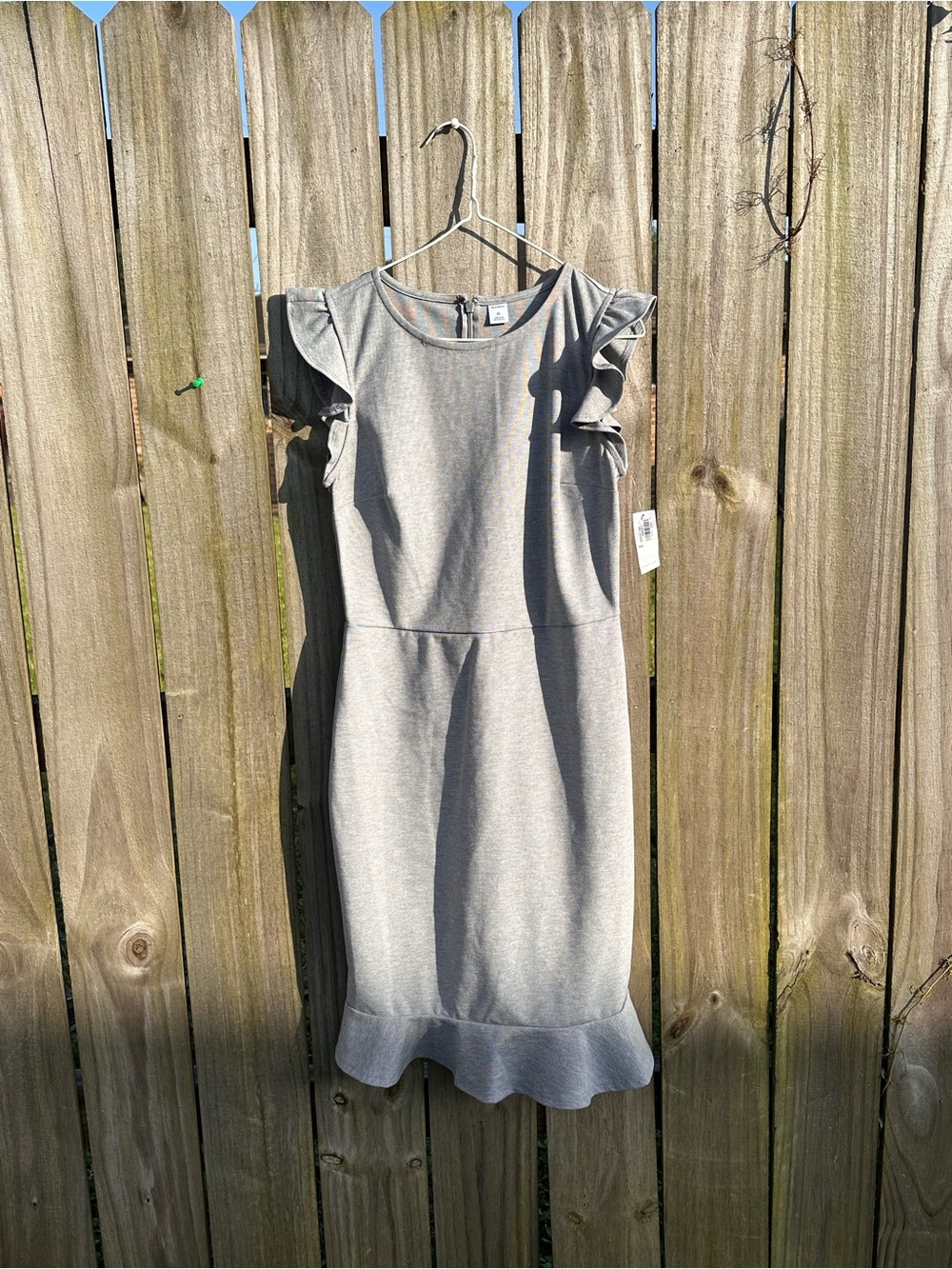 Old Navy Gray Ruffle Sleeve Midi Sheath Dress